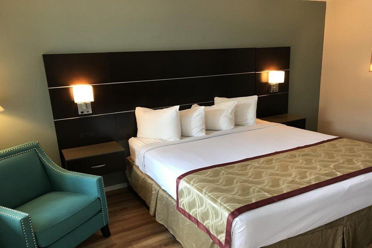 Olive Tree Inn & Suites Сан Луис Оубиспоу Екстериор снимка