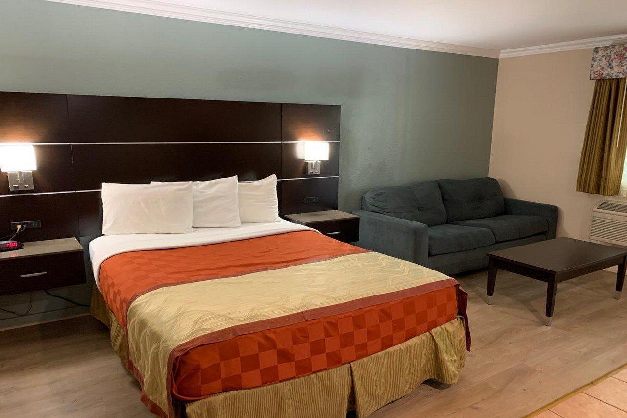 Olive Tree Inn & Suites Сан Луис Оубиспоу Екстериор снимка