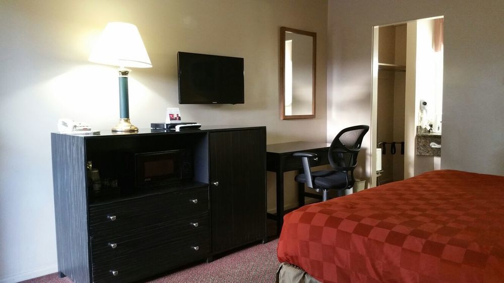 Olive Tree Inn & Suites Сан Луис Оубиспоу Екстериор снимка