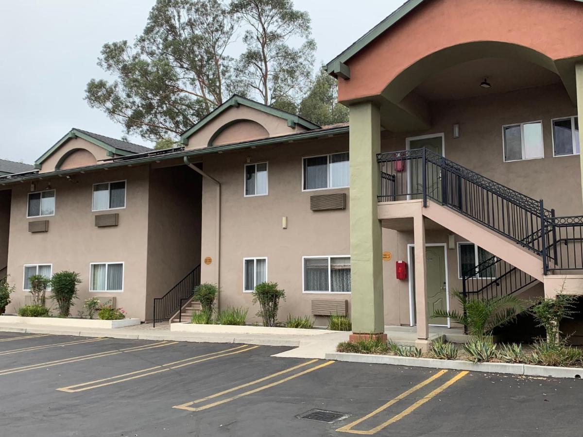Olive Tree Inn & Suites Сан Луис Оубиспоу Екстериор снимка