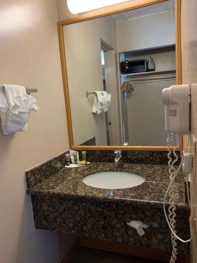 Olive Tree Inn & Suites Сан Луис Оубиспоу Екстериор снимка